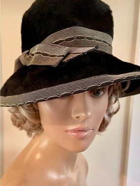 Vtg Cherry &Webb Women’s Fedora